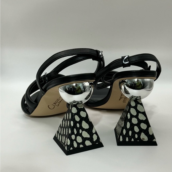 Circus NY Black sandals size 8 - Picture 6 of 7